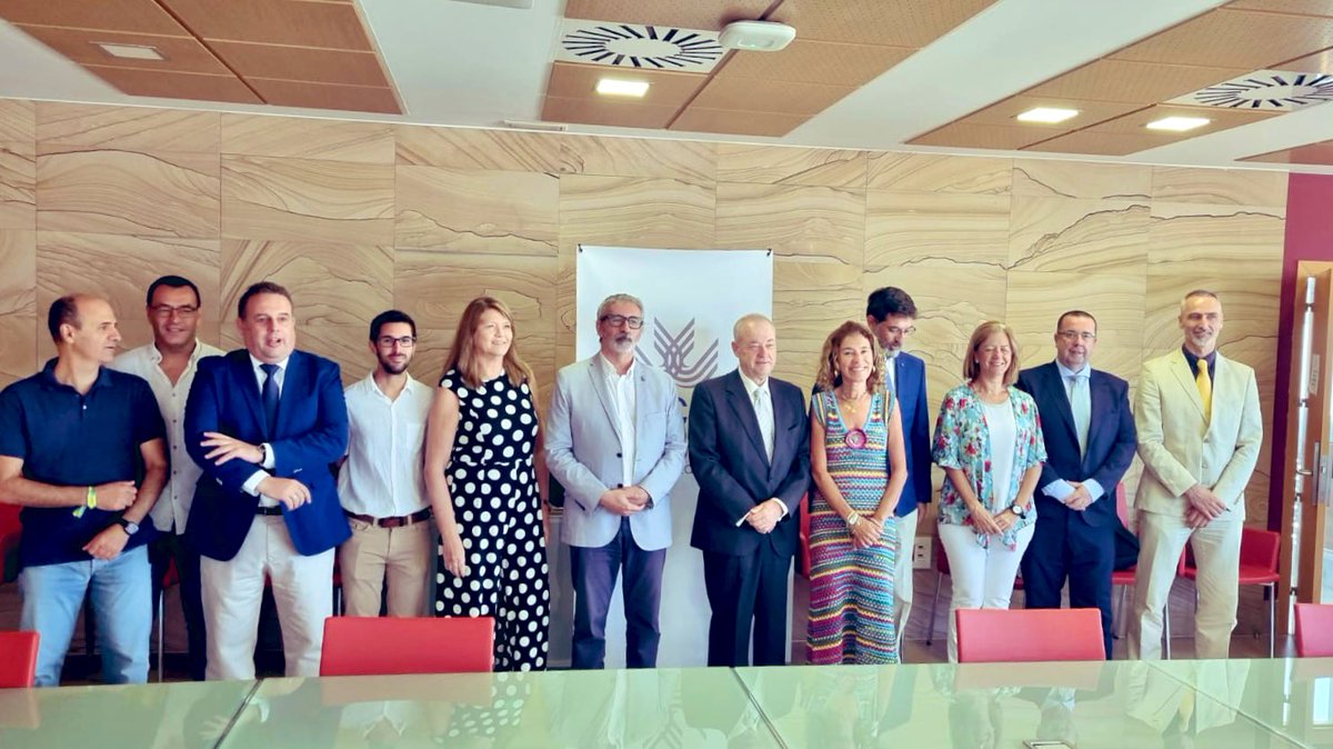 pacopini's tweet photo. Nueva Cátedra @univcadiz esta vez con la empresa Fluidmecánica Sur S.L. #transferencia #investigación #ods2030 https://t.co/Uu0Rs4XoWE