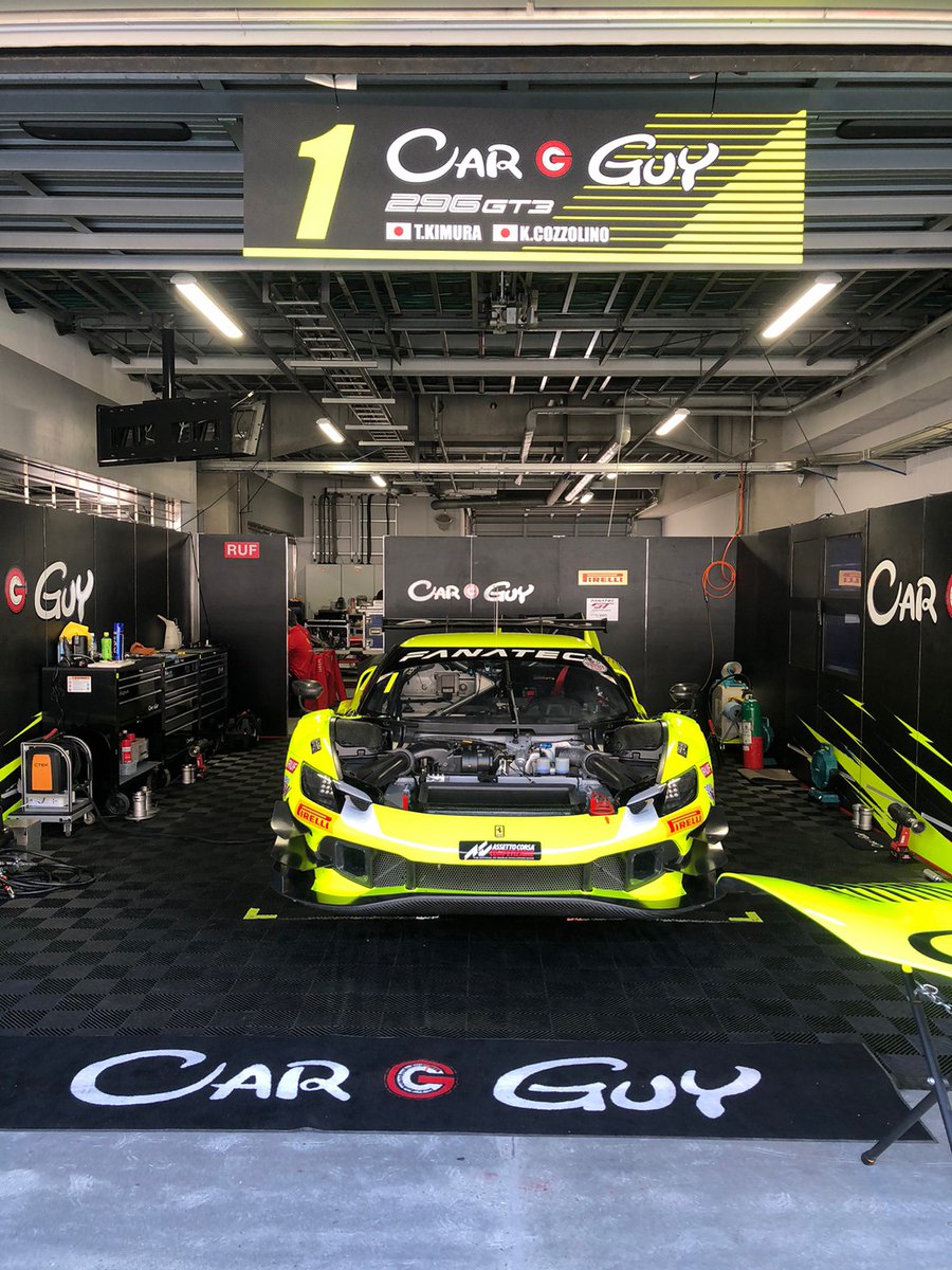 abeshokai1948's tweet photo. GTワールドチャレンジ・アジア、3台のフェラーリにフックスオイル供給が実現🐎🐎🐎
# 1 CarGuy
#7 Comet Racing
#555 Maezawa Racing
明日からもてぎで第4戦が開催です!
#carguy #前澤友作 #maezawaracing #cometracing #GTWorldChAsia #GTワールドチャレンジ #フックス https://t.co/mSHH3QpbU1