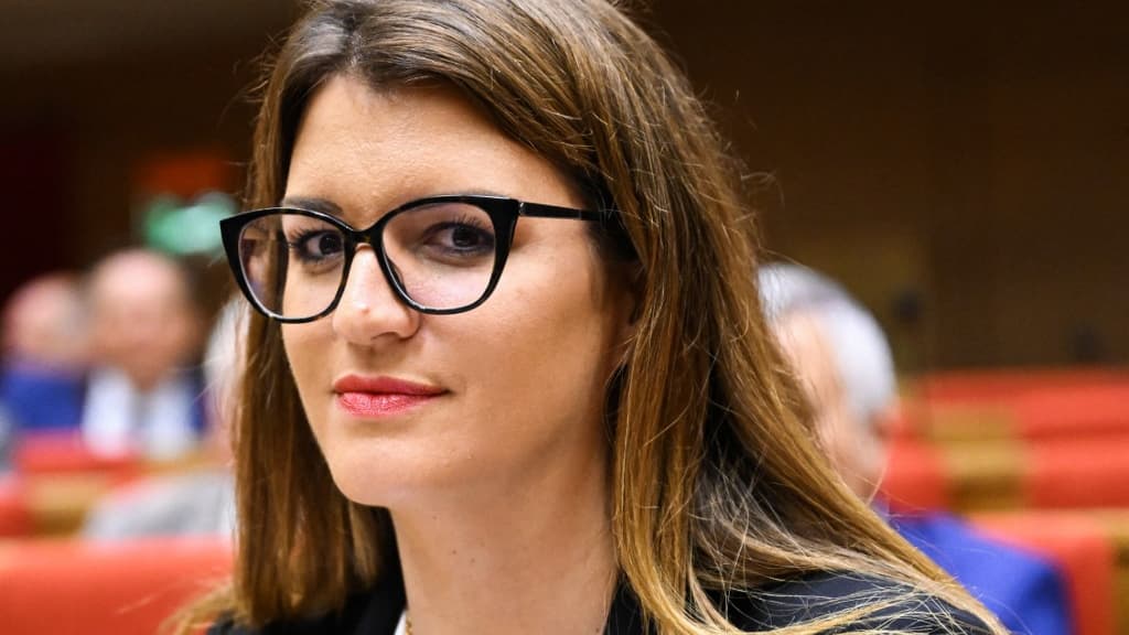 📢 Le limogeage de #MarleneSchiappa ne doit en aucun cas faire oublier sa responsabilité dans l'affaire du #FondsMarianne. A-t-elle touché de l'argent public ?
Elle doit rendre des comptes à la justice !

#Macron #remaniement #RemaniementMinisteriel #100JoursDeChaos