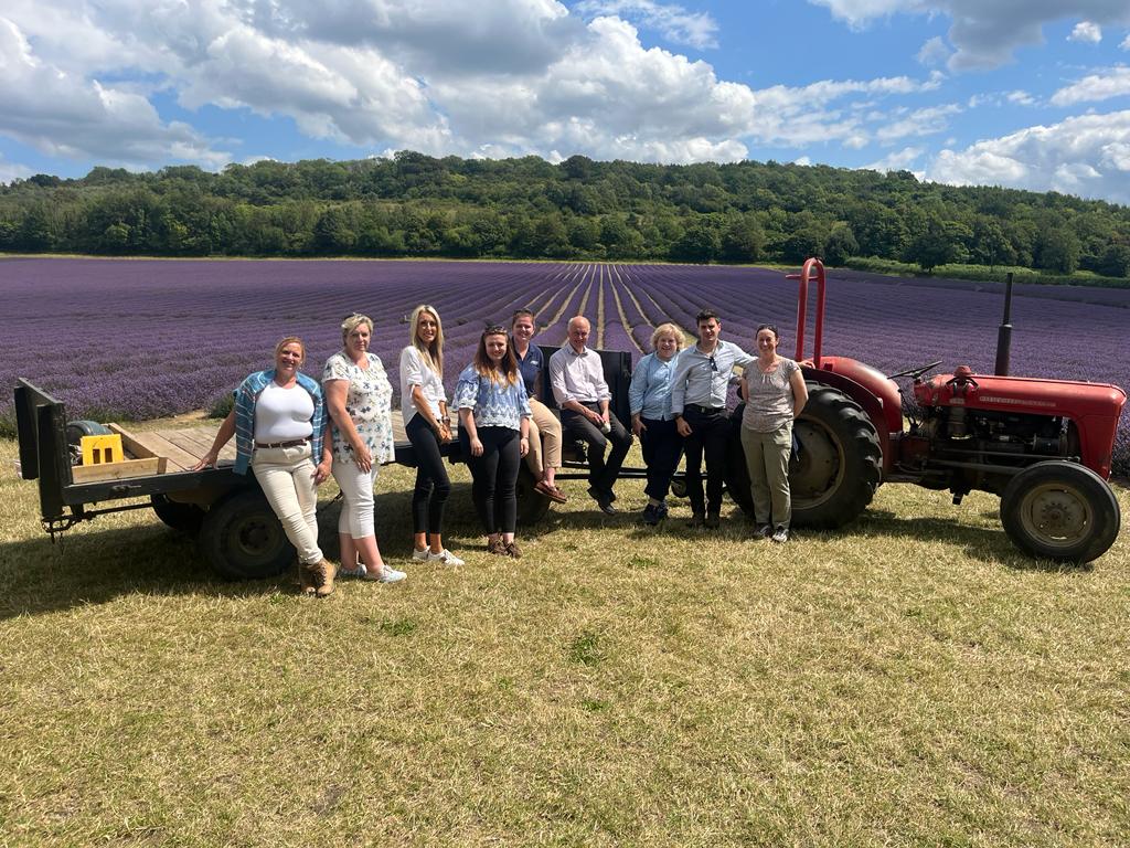 Yesterday, County Advisers from the East, along with regional director Zoe Leach, met up at @CastleFarmKent.
It was great to learn about the essential oils industry and chat about our new East region.
@NFUEastAnglia @NFUSouthEast