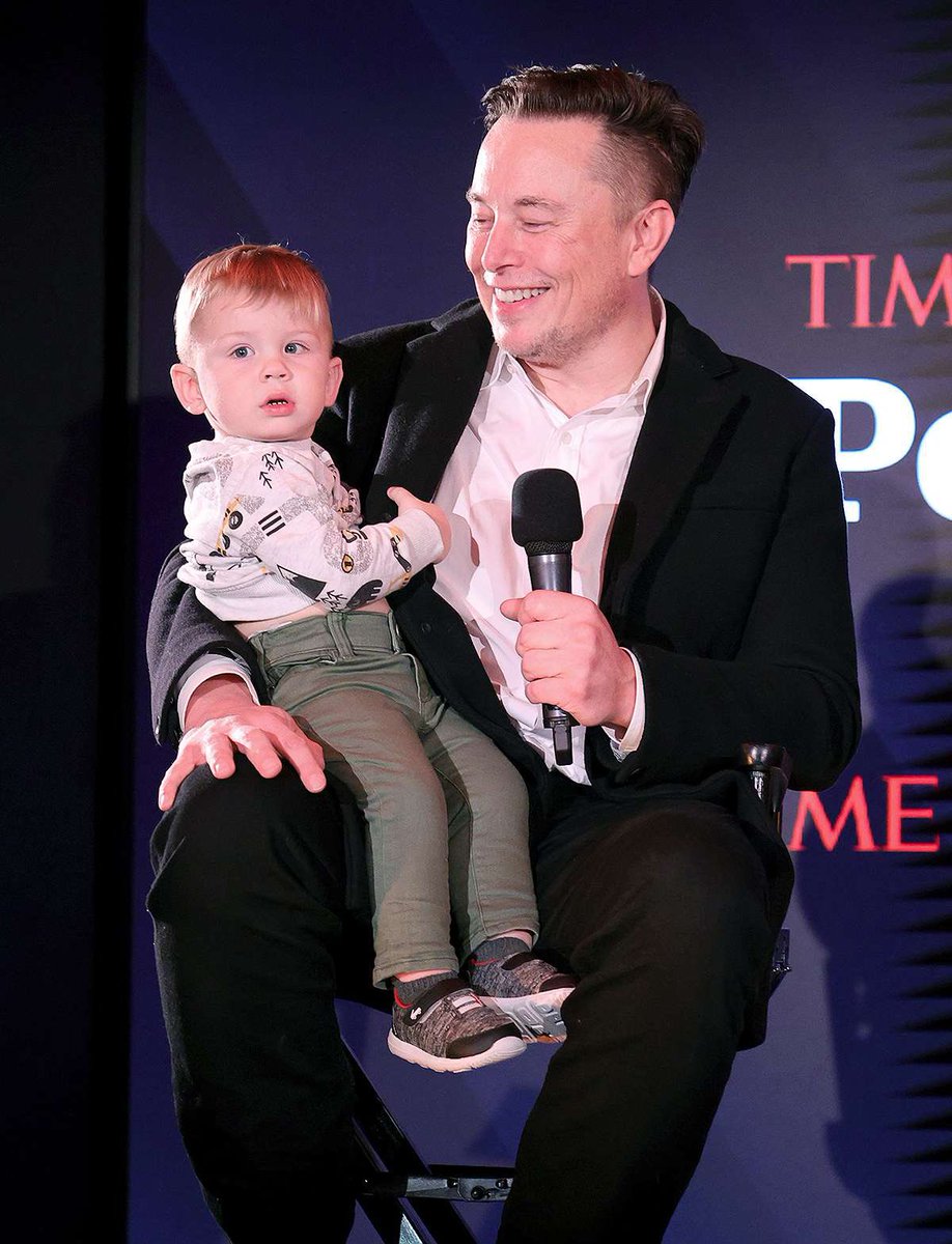 ElonMuskAOC's tweet photo. My son and I! https://t.co/5Jd3Zjb0YC
