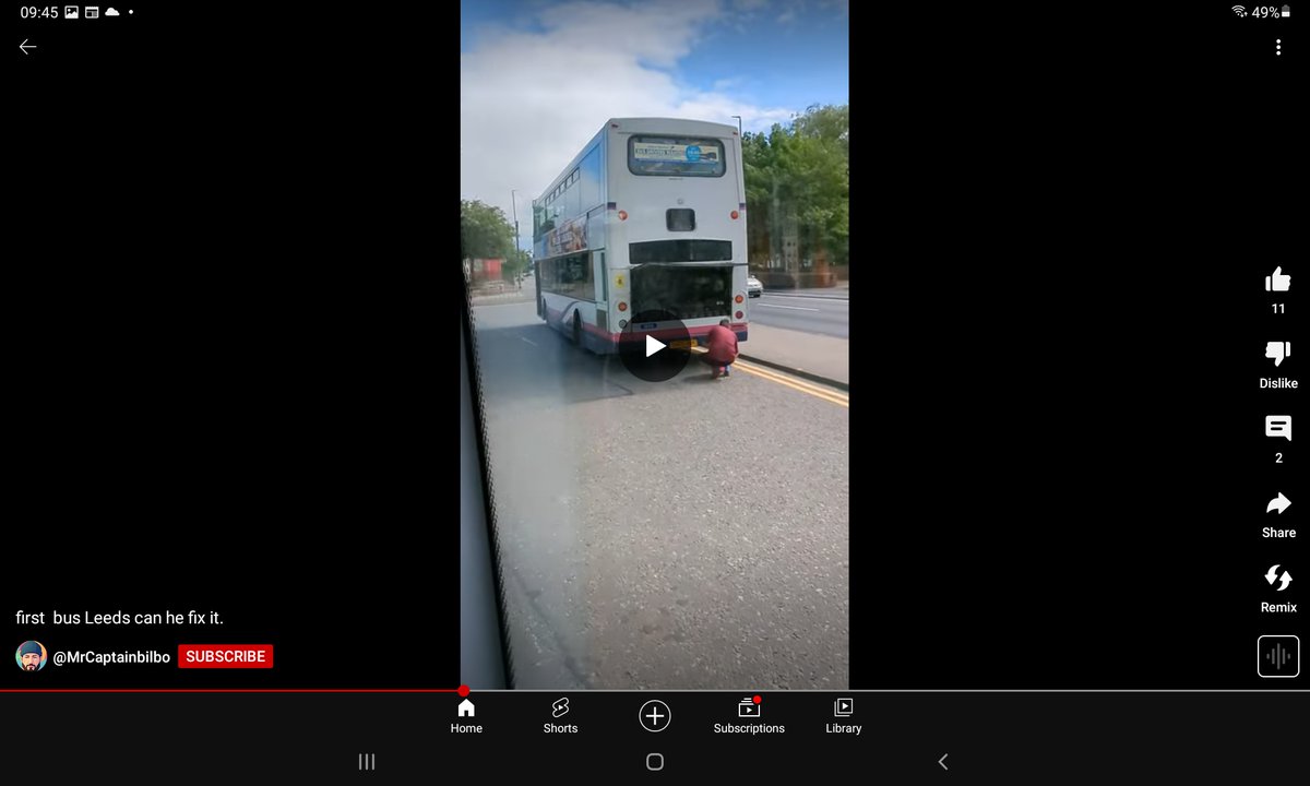 TapiReviewing's tweet image. I found a ex midland Bluebird omnicity. 
But it's not working on the behalf of first Leeds which was rather interesting