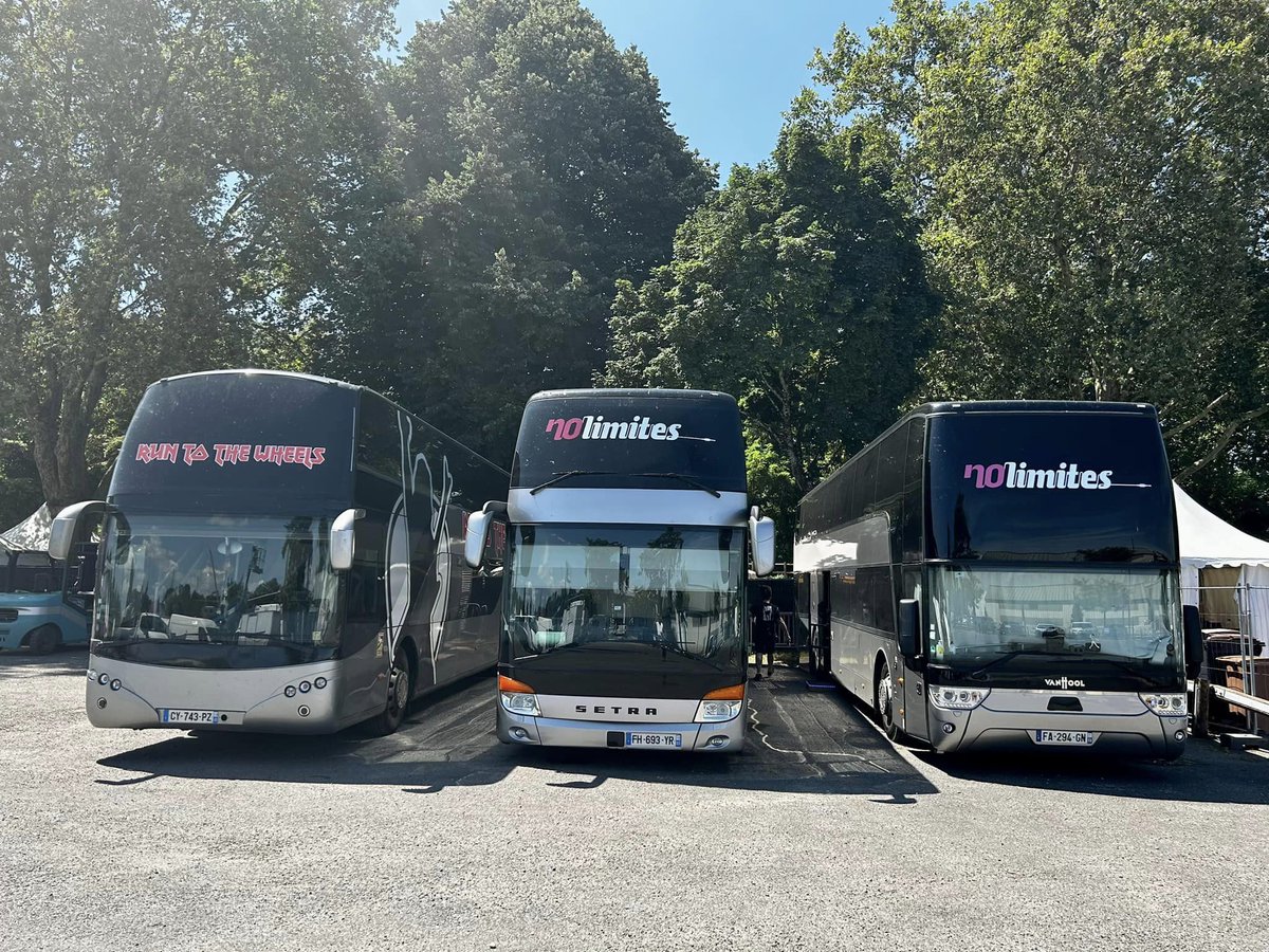 RuntotheWheels's tweet photo. 📷 Aujourd'hui avec Pierre de Maere📷 Brive Festival 2023 , Espace des 3 Provinces, Brive-la-Gaillarde, France 📷
#buses #bus #tourbus #toulife #concert #festival #festival2023
#nolimites #runtothewheels https://t.co/tfdvAe7Ld4