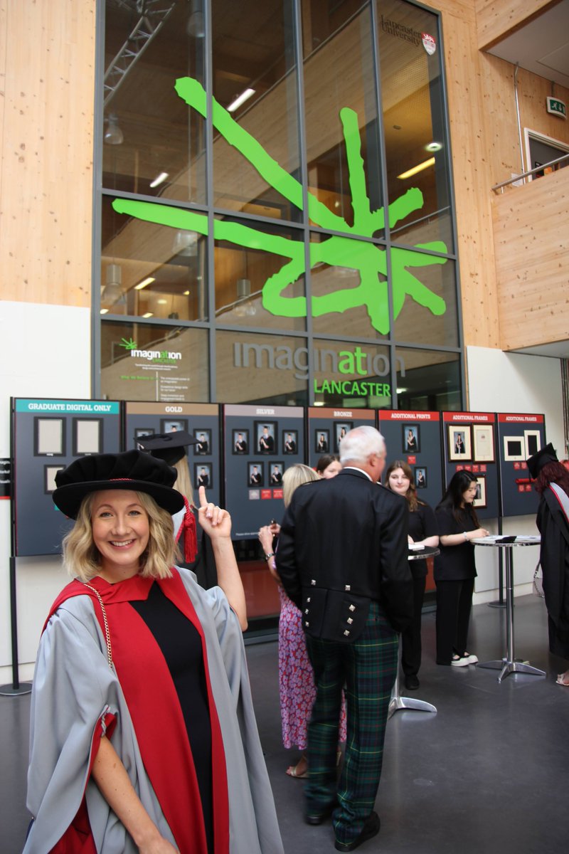 Laura Wareing tweet media