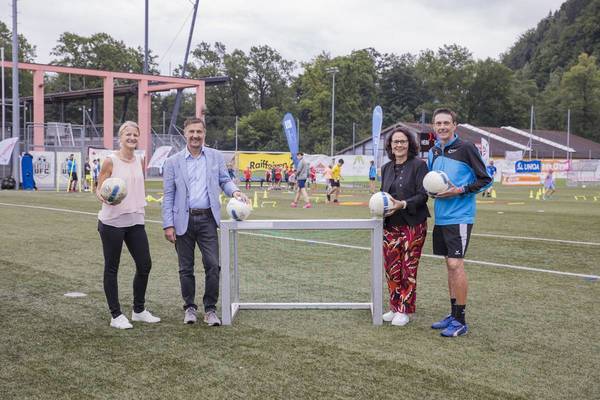 Doppelpass zwischen Fußball und Englisch in Hallein dlvr.it/SsWBN6