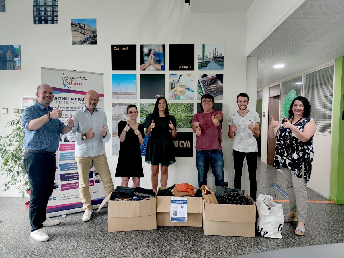 CVA a mis en place une grande #collecte de #vêtements au profit de l’#association @LaCravateSolidaire.
Une opération qui a permis de récolter 55 kg de tenues professionnelles.
Pour en savoir + : shorturl.at/oqryR

#solidarité #don #collectesolidaire