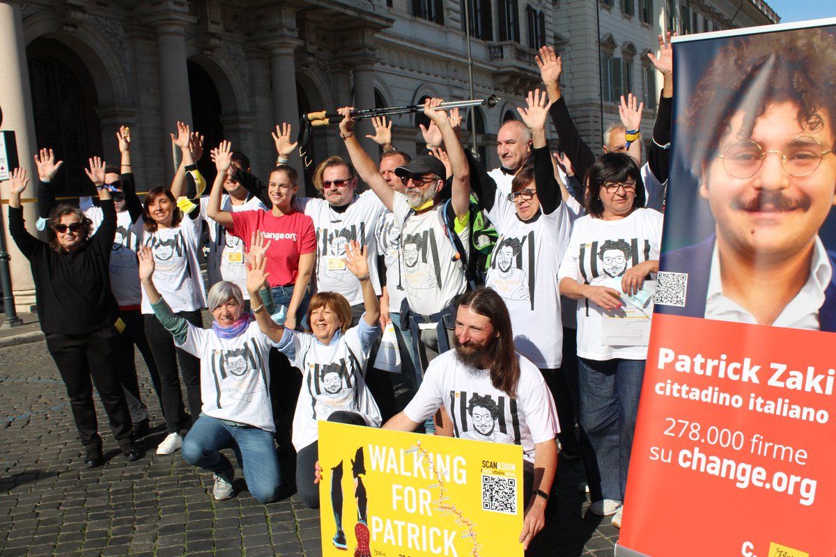 ChangeItalia's tweet photo. Da quando #PatrickZaki è stato arrestato al Cairo nel 2020, sulla piattaforma sono state lanciate petizioni da migliaia di firme. La sua libertà è una vittoria per decine di migliaia di persone in tutta 🇮🇹 e 🇪🇺. Alcune delle campagne più importanti qui: https://t.co/hAhxh4te5s https://t.co/R1NaYZleEs
