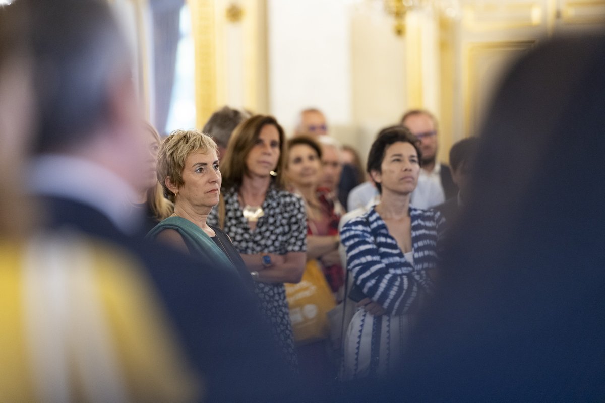 francediplo tweet picture