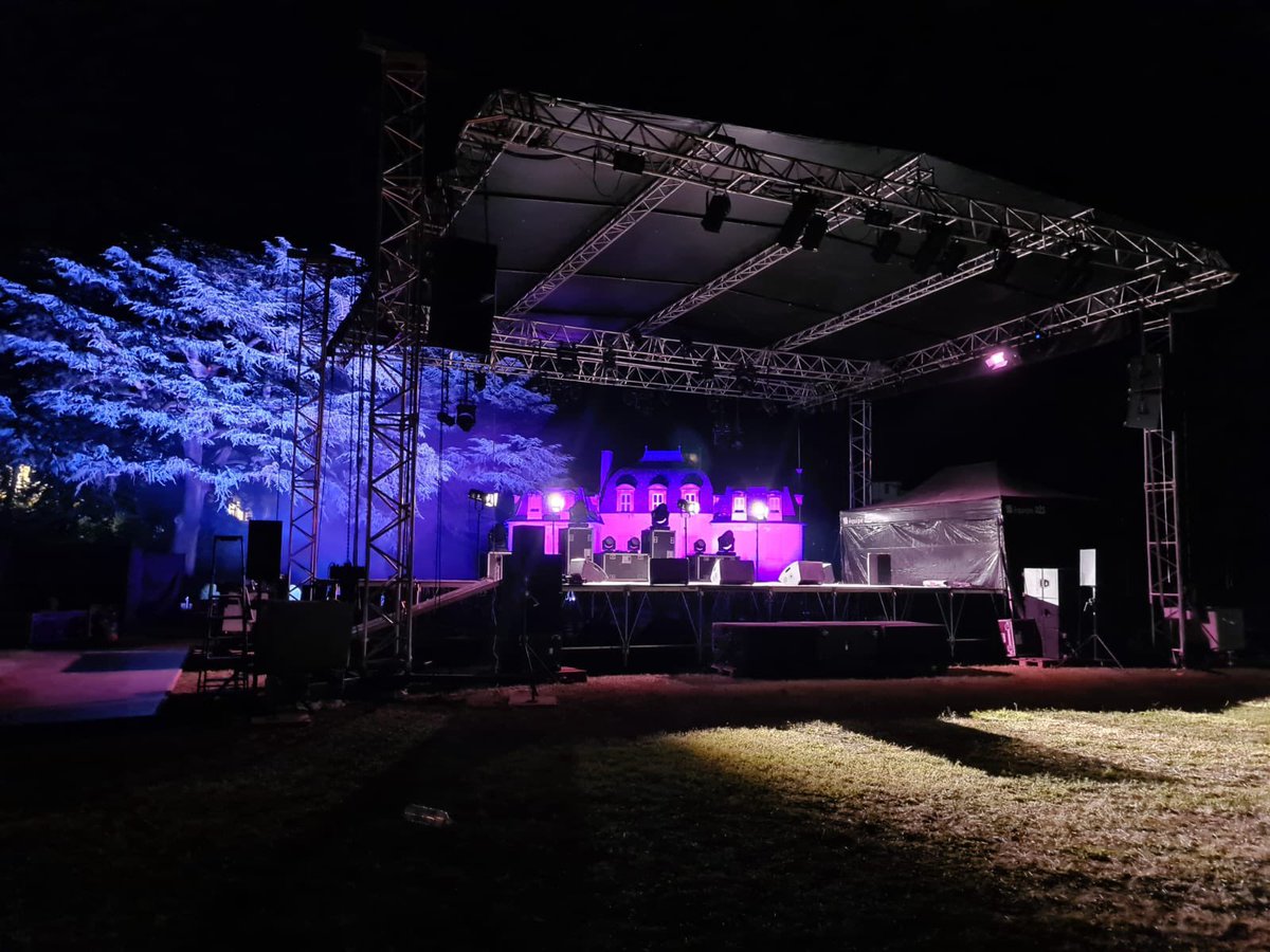 EquipeATS's tweet photo. Structure scénique, son et éclairage toute la semaine au Jardin de Sambucy pour des moments magiques proposés par @MillauJazz Festival 🎺 https://t.co/u2t6t32PAe