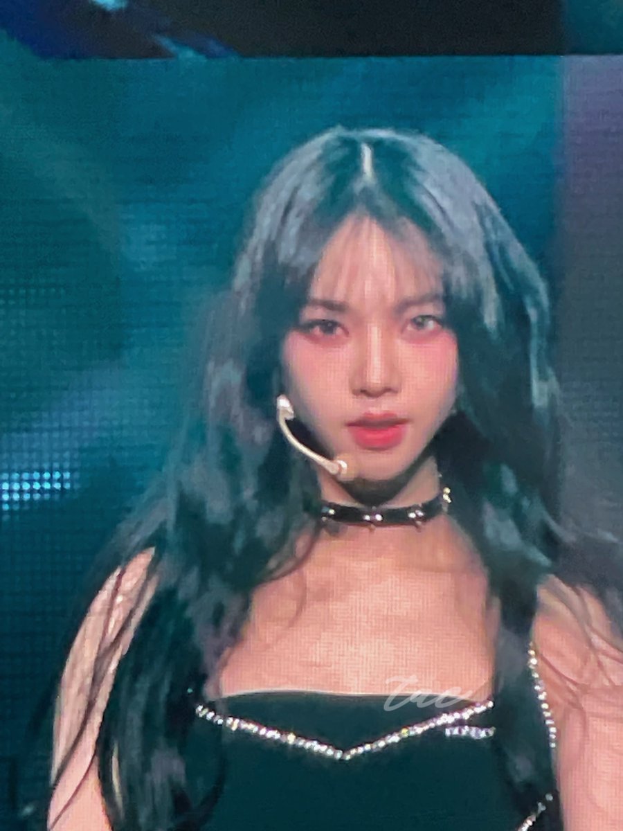 taerina09's tweet photo. 🥹보고 싶어 #카리나 https://t.co/LCyt9HW7Am