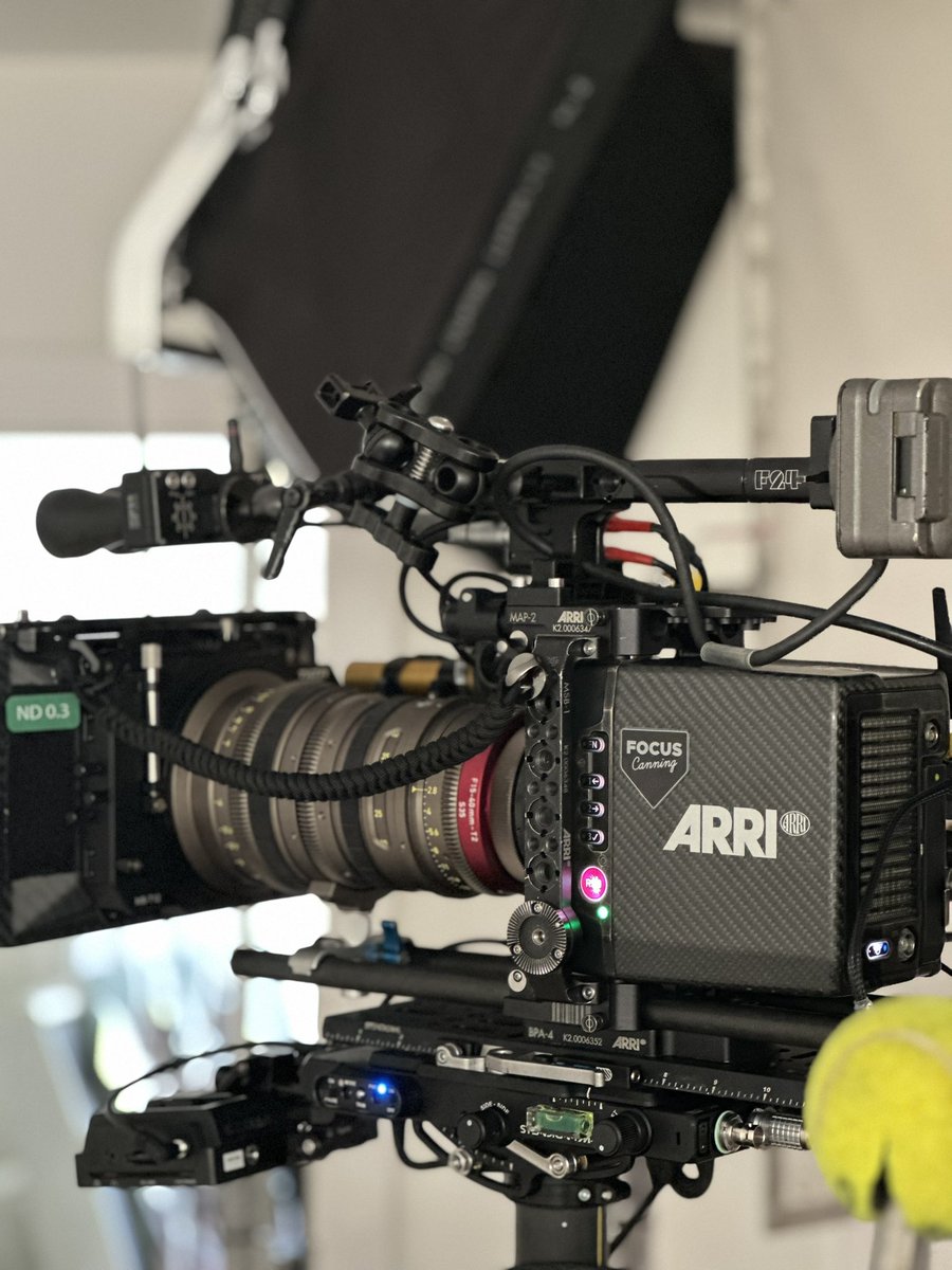 lopezcreative's tweet image. Shoot Day for @FACEIT with a happy @StarkTan 

16 takes on the 1st shot because we want that chefs kiss perfection

Let us cook 👨🏻‍🍳 @StoryModeRules