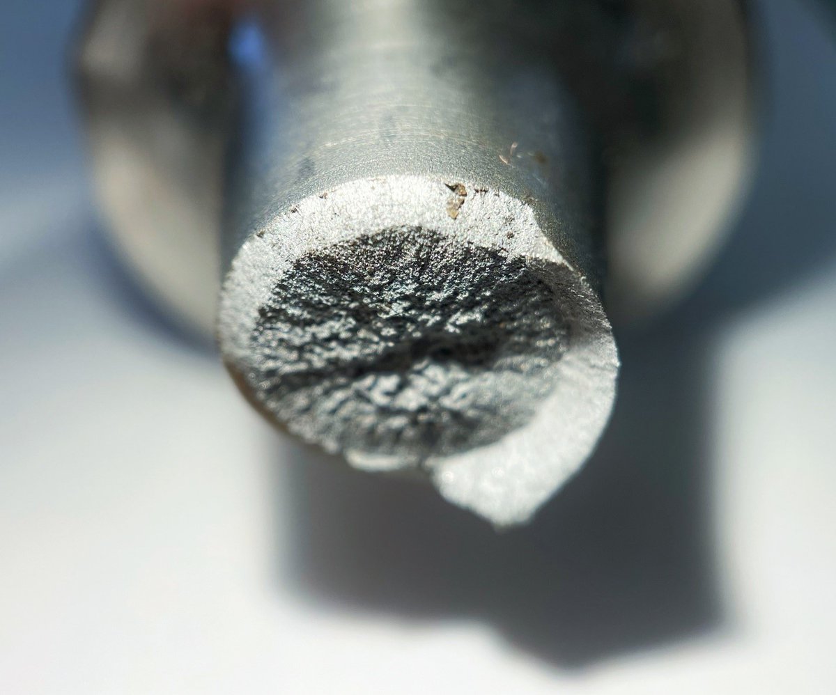 eatechnology's tweet image. Need to understand why your components failed? Our Forensics team at EA Technology can help. Post-incident inspection of components can help us understand how and why they failed. Learn more: okt.to/mCTu3n #eatechnology #microscopy #failureanalysis