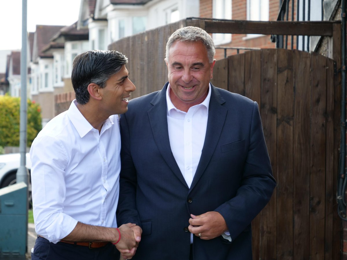 Rishi Sunak tweet media