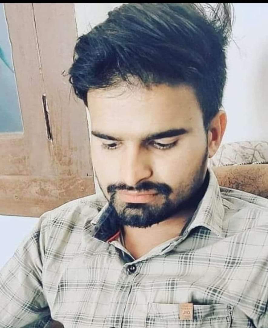Mehra_krish887's tweet photo. #तुमको_ना_हम_भूल_पाएंगे😭😭😭😭#Miss_you_मेरे_राजा।।
बेहद दुखद।।मेरे लाडले भतीजे Rajesh Mehra सुपुत्र श्री देवीलाल मेहरा का हिसार में अचानक कार का टायर फटने से हुए सड़क हादसे में देहांत हो गया।
प्रकृति दिवंगत आत्मा को शांति प्रदान करें।😭
शत शत नमन 🙏
विनम्र श्रद्धांजलि 🙏 https://t.co/gX61XvysyV