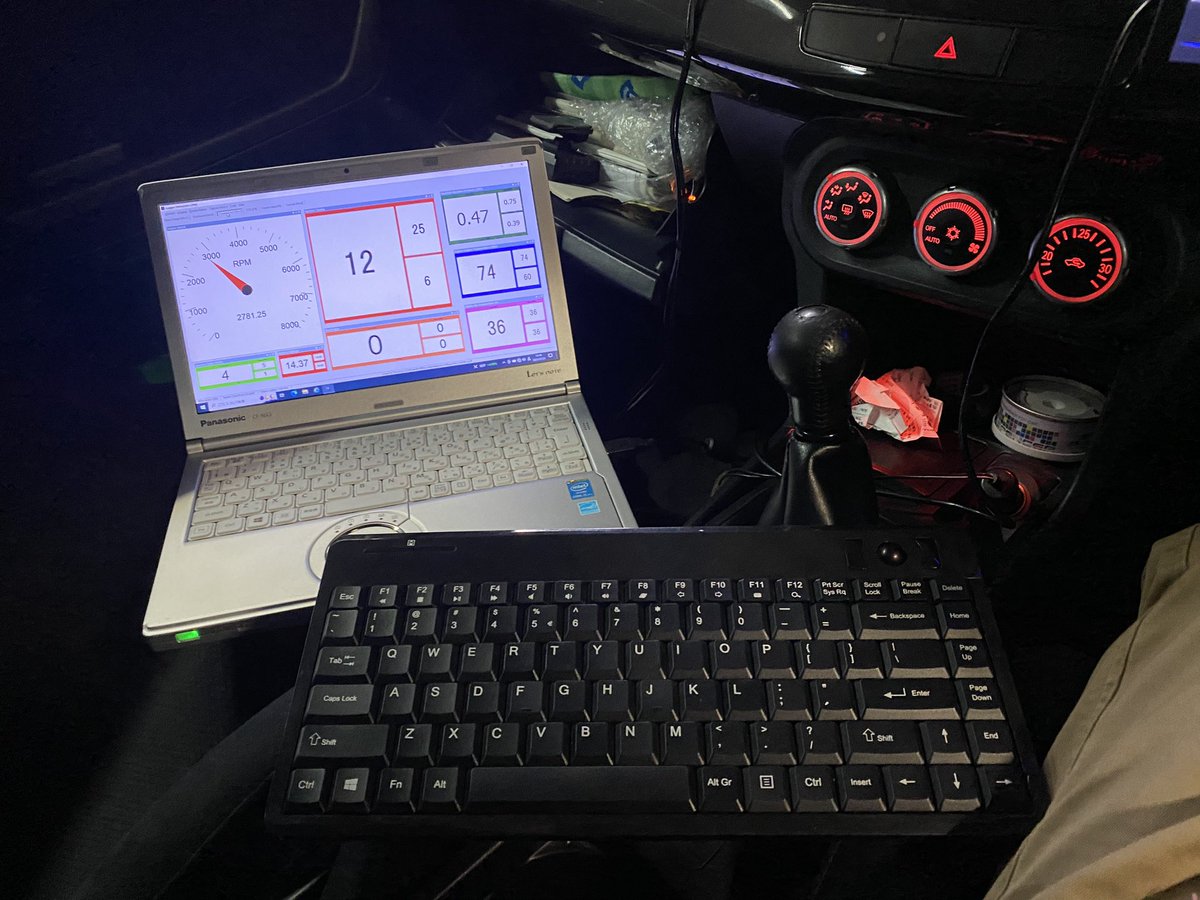 Daicruise1's tweet photo. エボX現車セッティング〜！ですが
オートゲージはほんと当てにならん💦
#エボ10
#現車セッティング
#mainlinedyno
#有限会社クルーズ https://t.co/l4fvmIXjLJ