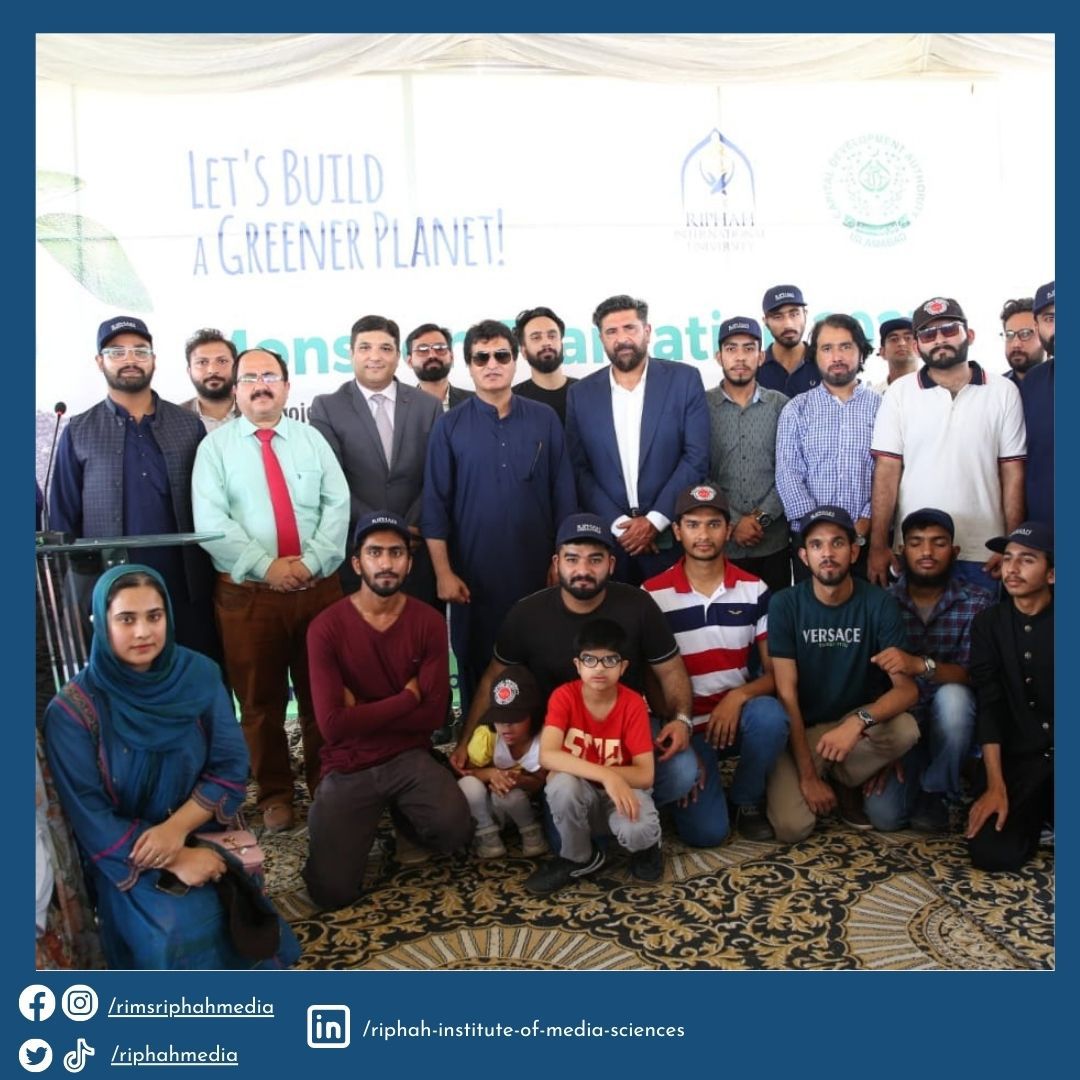 Riphahmedia's tweet photo. Captain (Retd.) Anwar ul Haq, member Environment as the Guest of Honor and Chancellor Riphah International University Mr. Hassan Muhammad Khan. https://t.co/DfaBR36aow