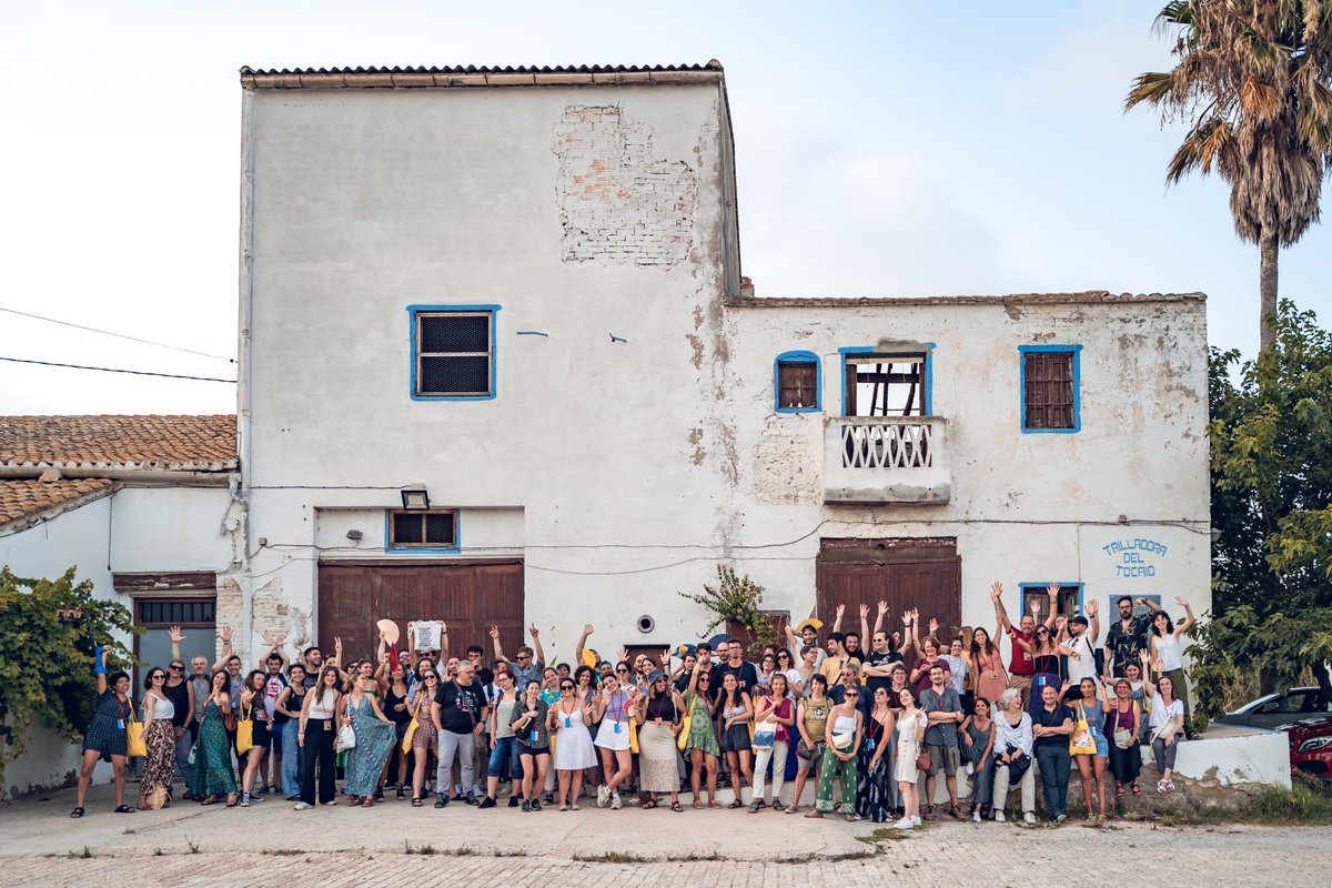 No ser res si no s'és i es fa xarxa.

Les 37es Jornades Internacionals per a Professorat de Català es fonen. Fins l'any vinent, #XarxaLlull!

#37JIPC