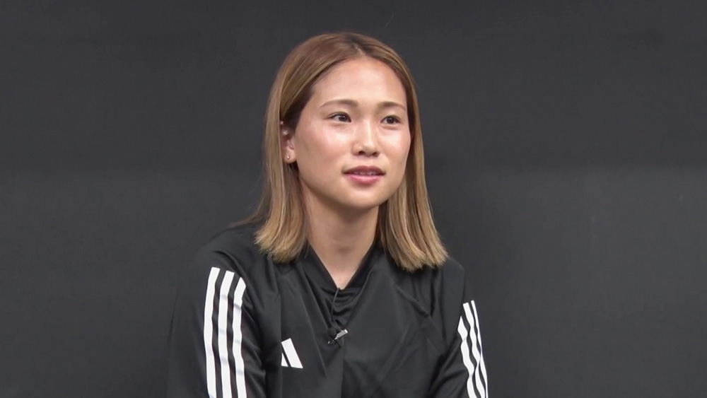 foot_brain's tweet photo. なでしこ2週連続SP 後半戦⚽️
レジェンド #澤穂希 さんと #女子ワールドカップ に挑む #長野風花 選手＆ #長谷川唯 選手によるボランチ対談🎉

澤さんが伝えたいこと、そして2人の覚悟とは❓今回も必見です✨

#FOOTBRAIN × #なでしこジャパン
テレビ東京 7月22日(土)24:25~
BSテレ東 7月30日(日)26:10~ https://t.co/XpYPHxelMp