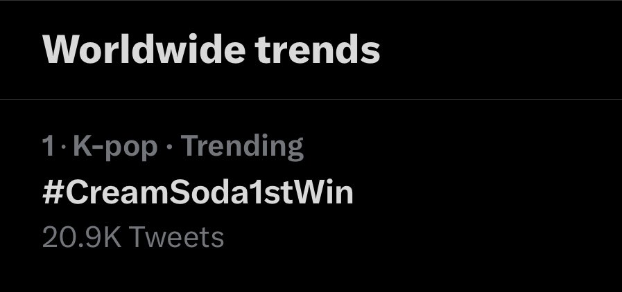 EXOGlobal's tweet photo. [!] 230721 

#CreamSoda1stWin 🎊🎊
We are trending #1 worldwide already! Good job, EXO-Ls 🔥🔥 

Let’s keep working hard for our boys. Keep using the hashtag to celebrate this moment 🫂♥️

#EXO #엑소 @weareoneEXO https://t.co/VpkwB4AGea