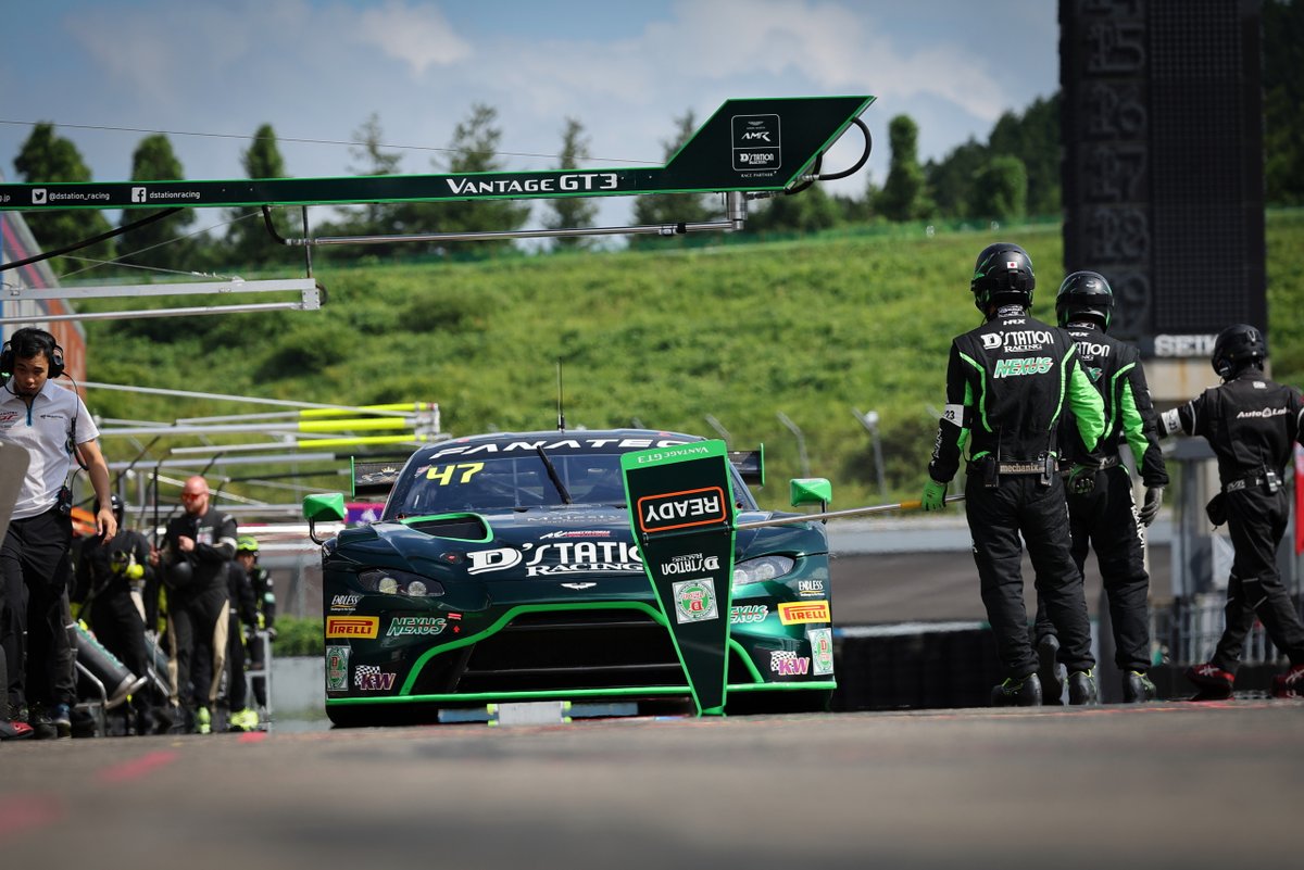 dstation_racing's tweet photo. 7月20日からもてぎでGTワールドチャレンジ・アジア第4ラウンドの走行がスタートしています。D'station Racingは順調に2日間の走行を終え、7月22日の予選とレース1に臨みます。今週もご声援よろしくお願いします！
#GTWorldChAsia #DstationRacing #AstonMartin #AstonMartinRacing https://t.co/MgHxY5sU7Q