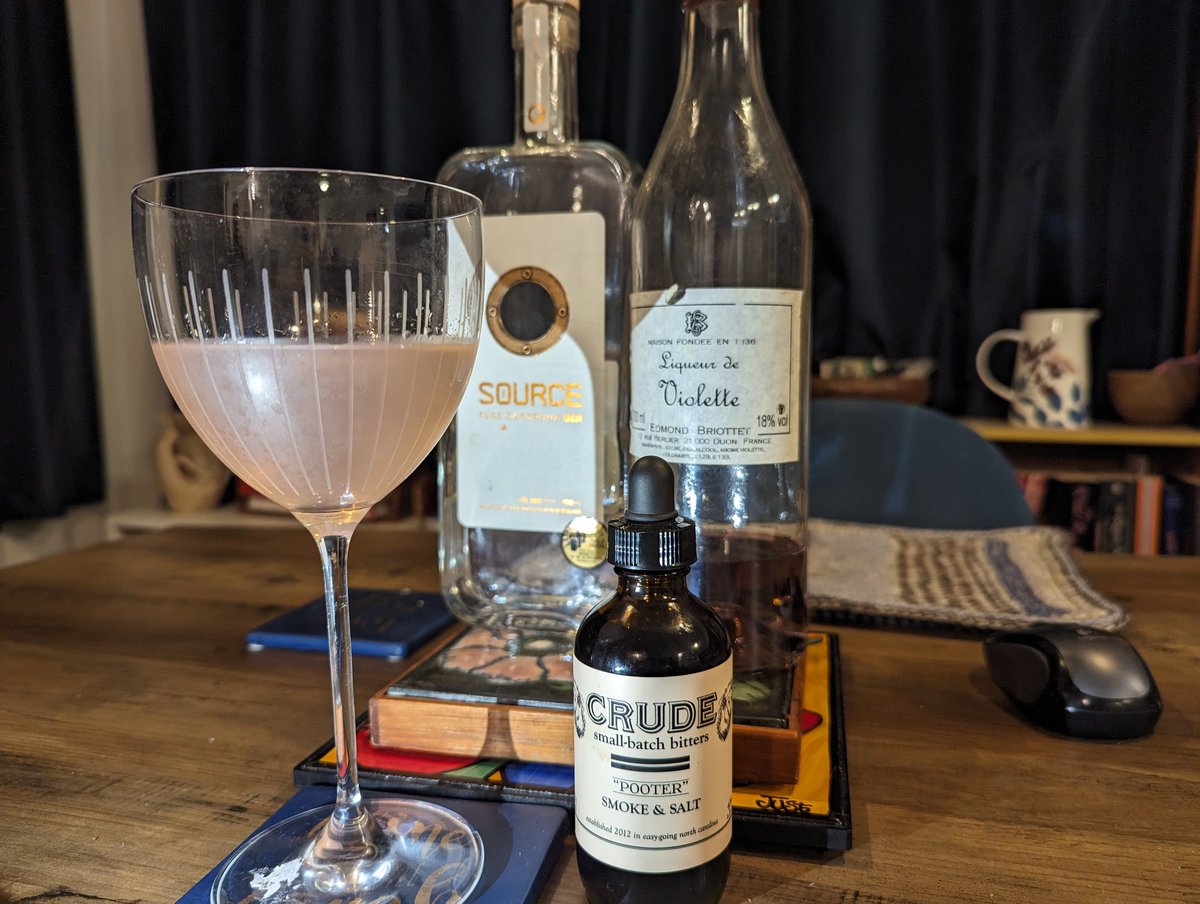 ElixirLibris's tweet photo. Guess who tracked down a bottle of Pooter Bitters, baybeeeee. And on this, the most Alecto of weeks. https://t.co/6JlxtfTBK7