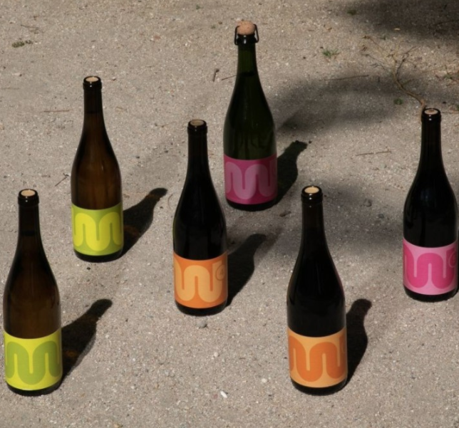 RevistaAlimenta's tweet photo. #BEBIDAS | Vinos de gran calidad que combaten el cambio climático a partir de la reforestación

🍷Ruuuts es un proyecto vinícola de economía circular que se sustenta en tres pilares: la calidad de sus vinos, la innovación y la sostenibilidad ♻️

➡️https://t.co/i44RuaFpm6 https://t.co/sfvdjJfw5n