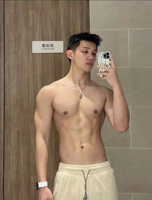 putritianti2's tweet photo. #男士spa #按摩推油 #mb #男模 
#男同 #gay #同志男男 #spa
 #rush #同城按摩推油 
#同城服务
预约加QQ 323371772 https://t.co/K2JYBv7EUE