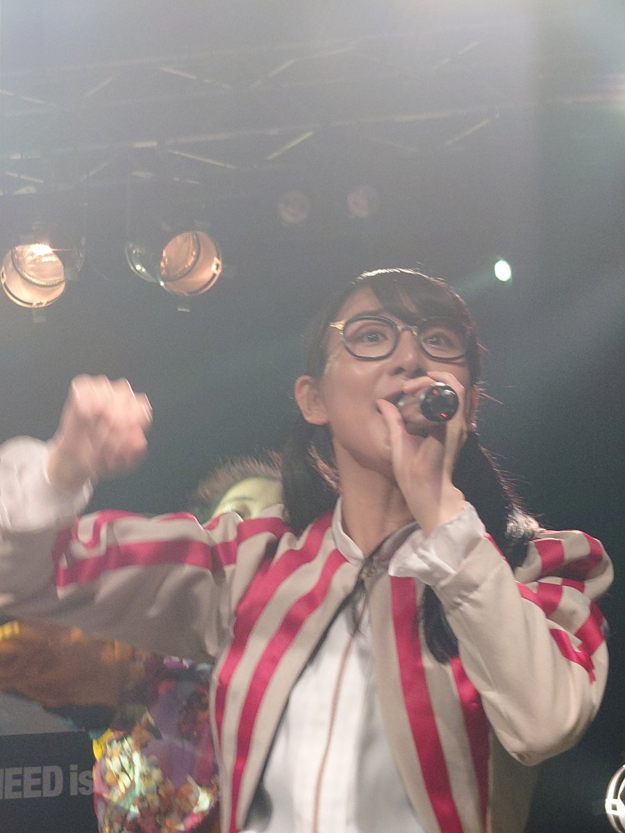 ake0413aina1227's tweet photo. 去年の神戸ライブハウスの思い出
ハシヤスメアツコ
#FORLiVETOUR
#BiSH神戸
#ハシヤスメアツコ https://t.co/olrRbvQxTJ