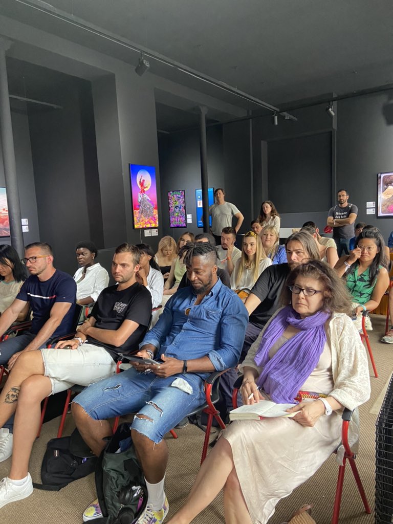 Gm 💖 Yesterday’s panel about “art collection in the digital age” was amazing! 

Thanks again to our awesome speakers <a href="/jmpailhon/">Jean-Michel Pailhon 🧢</a> <a href="/mahebarbara/">Barbara Mahe</a> <a href="/Arthemort/">Arthemort</a> <a href="/asbyasparis/">AsbyAsParis</a> 

🫶🫶🫶