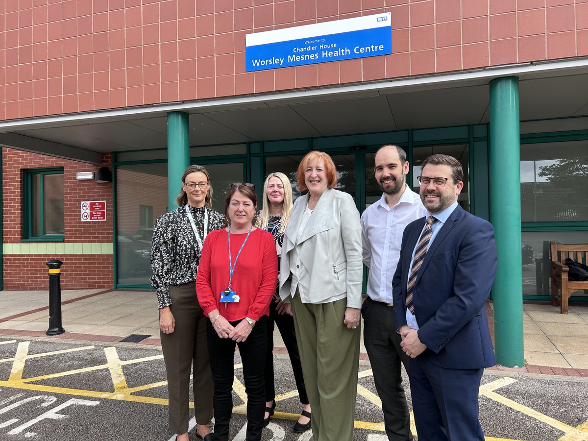 Y_FovargueMP's tweet photo. It was lovely to visit Chandler House, #WorsleyMesnes today at the invitation of @NHSLIFT and catch up with dedicated staff alongside @EricWrightGroup @one_partnership &amp; @NHS_GM https://t.co/MNSIPHoHV4