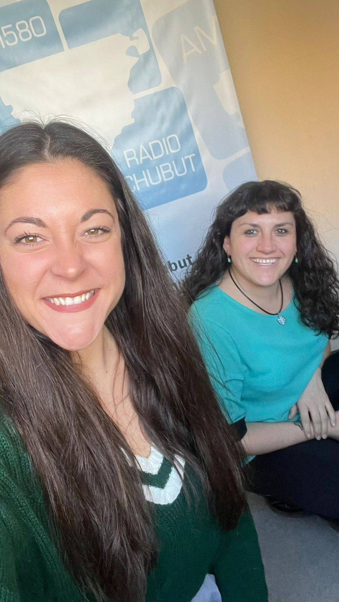 RadioChubut's tweet photo. 🔸️ #AhoraEnRadioChubut
🤗 #MuchaMuchacha
Terminá la semana bien arriba, sintoniza a Carla y Karina en la según mañana de la radio ‼️
#AM580
Galaxia FM 🎧
Nuestra App 📱
https://t.co/gqt57nJRa2 🔗 https://t.co/5rpCpKn714