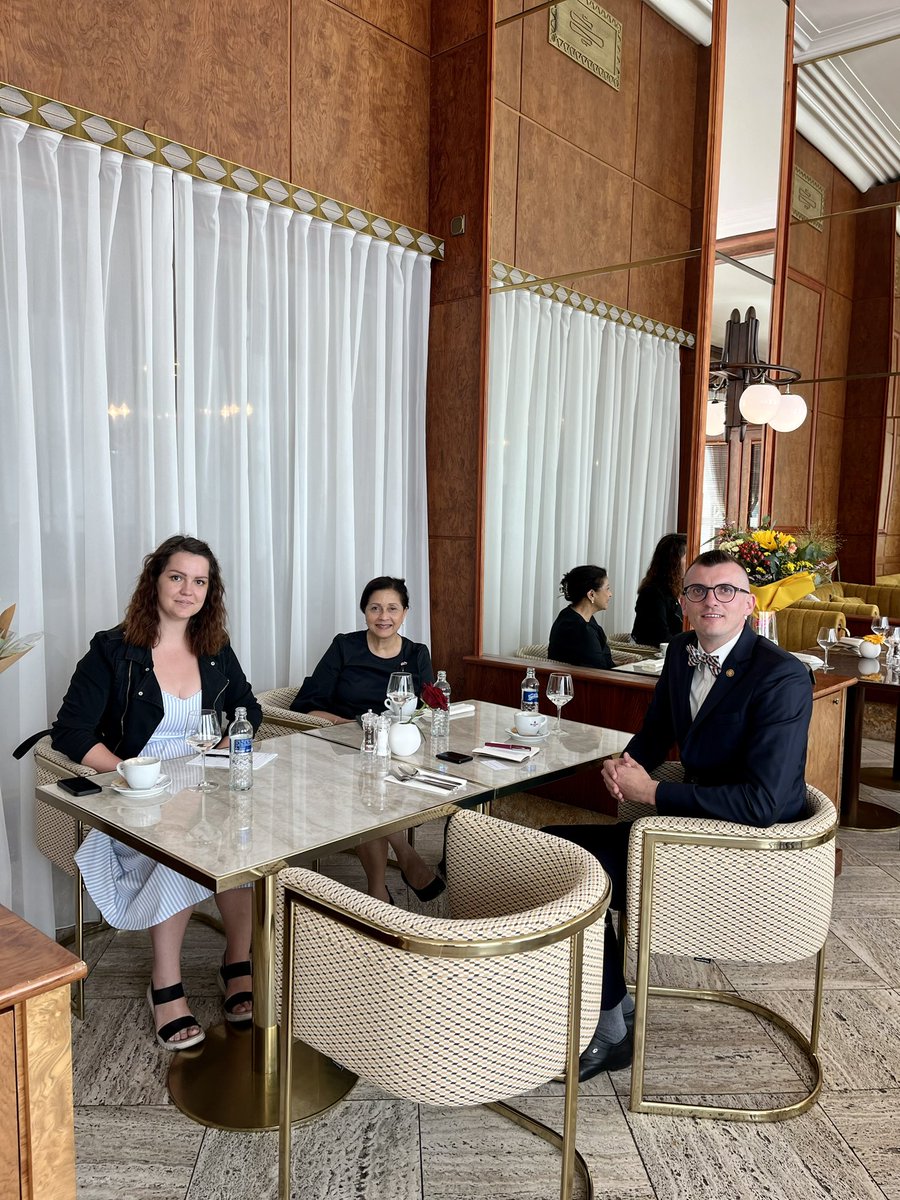 TofP_official's tweet photo. #SeM SG #MarekSobola met with Her Excellency #LourdesVictoriaKruse @rdensuecia, Ambassador of 🇩🇴 to 🇸🇪, 🇳🇴, 🇫🇮, 🇩🇰 &amp; 🇸🇰. Topic of the discussion was #ServareEtManere projects related to the #DominicanRepublic. https://t.co/bZ3h3DC7kp