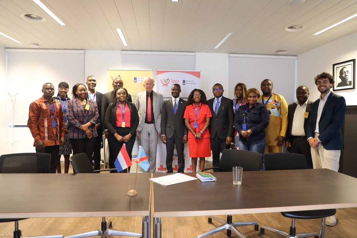 MakokiYaMwasi's tweet photo. Ensemble avec @NLKinBrazza , @dkt_rd, @YouthSprint, @afiamama, @MarieStopesRDC, l’@AFEAC_RDC, nous travaillerons afin que les femmes et jeunes filles  exercent leurs droits sans stigmatisation et préjudice.

#PartenairespourlaJusticeReproductive https://t.co/JcuZkKcCRb