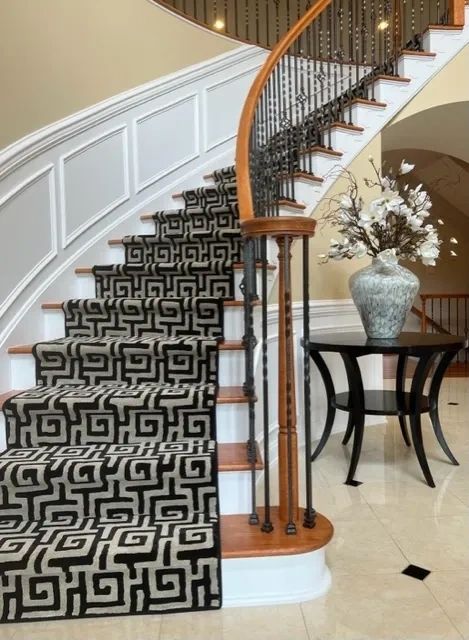 HomeLenore's tweet photo. A little touch of bold is gold. We brought the bold into the foyer with a stand-out stair runner in this Moorestown, New Jersey home. Let's make home your favorite place to be! https://t.co/Y0uohvRhLX
