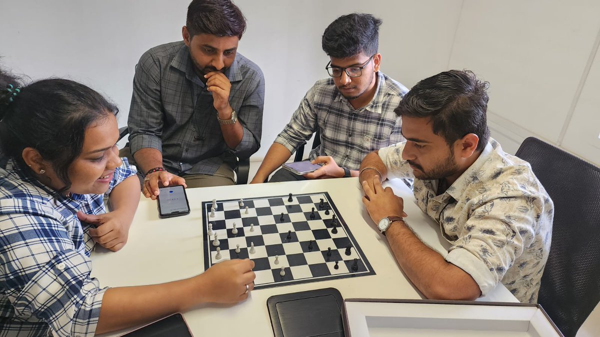 input_zero's tweet photo. Chess lovers at IZT united on #InternationalChessDay for an electrifying tournament! 🏆🔥 Who said chess is boring?
📸 Peek into IZT's enthralling Chess Day celebration!
Swipe to see more
.
.
.
.
#chesscup #employeeengagement #workculture #team #teamspirit #employeeengagement https://t.co/JY9HdTWJej