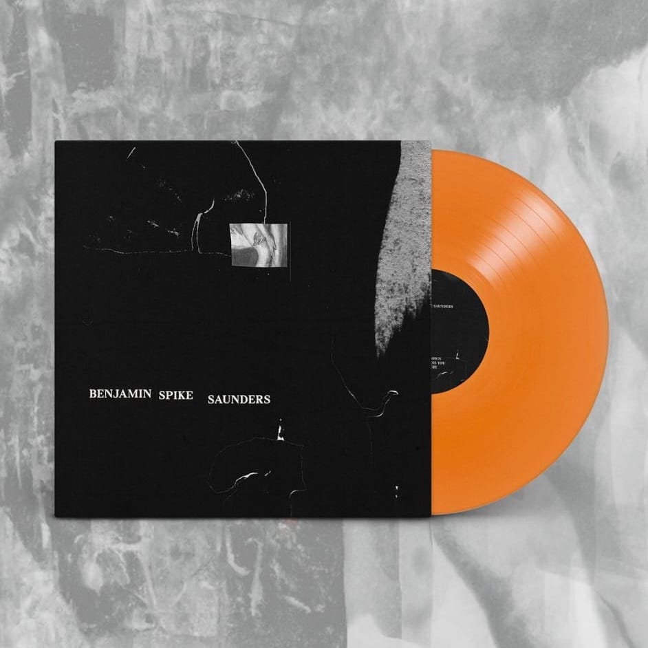 golddayrecs's tweet photo. We're thrilled to be announcing 𝘽𝙚𝙣𝙟𝙖𝙢𝙞𝙣 𝙎𝙥𝙞𝙠𝙚 𝙎𝙖𝙪𝙣𝙙𝙚𝙧𝙨 self-titled EP out 29th Sept.

Listen to new single 𝘿𝙧𝙚𝙨𝙨𝙞𝙣𝙜 𝙂𝙤𝙬𝙣 here - https://t.co/JC4PixpwVF

Pre-order the 12" limited edition orange record here - https://t.co/AIvzGXnHGv https://t.co/oYVdxv05vY