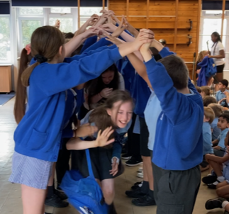 stmartinn11's tweet photo. Last assembly for our Year 6 class before  the annual 'Arch of Farewell' with Year 5 singing them out the door!  Best of luck Year 6 for your new secondary schools and have a great summer everyone! https://t.co/L33cUsEFpv