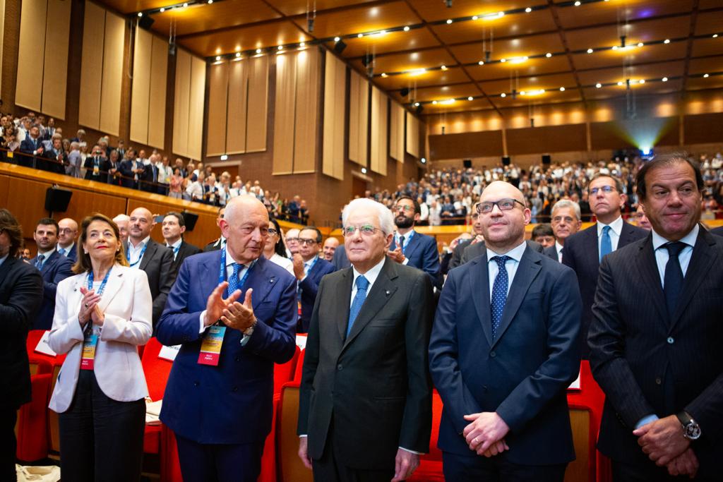 FedercasseBCC's tweet photo. Il Presidente Mattarella alle #BCC: “La Repubblica vi è riconoscente”
➡️Il discorso del Presidente della Repubblica, Sergio Mattarella, intervenuto questa mattina all'Assemblea Annuale di Federcasse a Roma.
🔘https://t.co/mV3iyfggc5 https://t.co/PknfXI1vIU