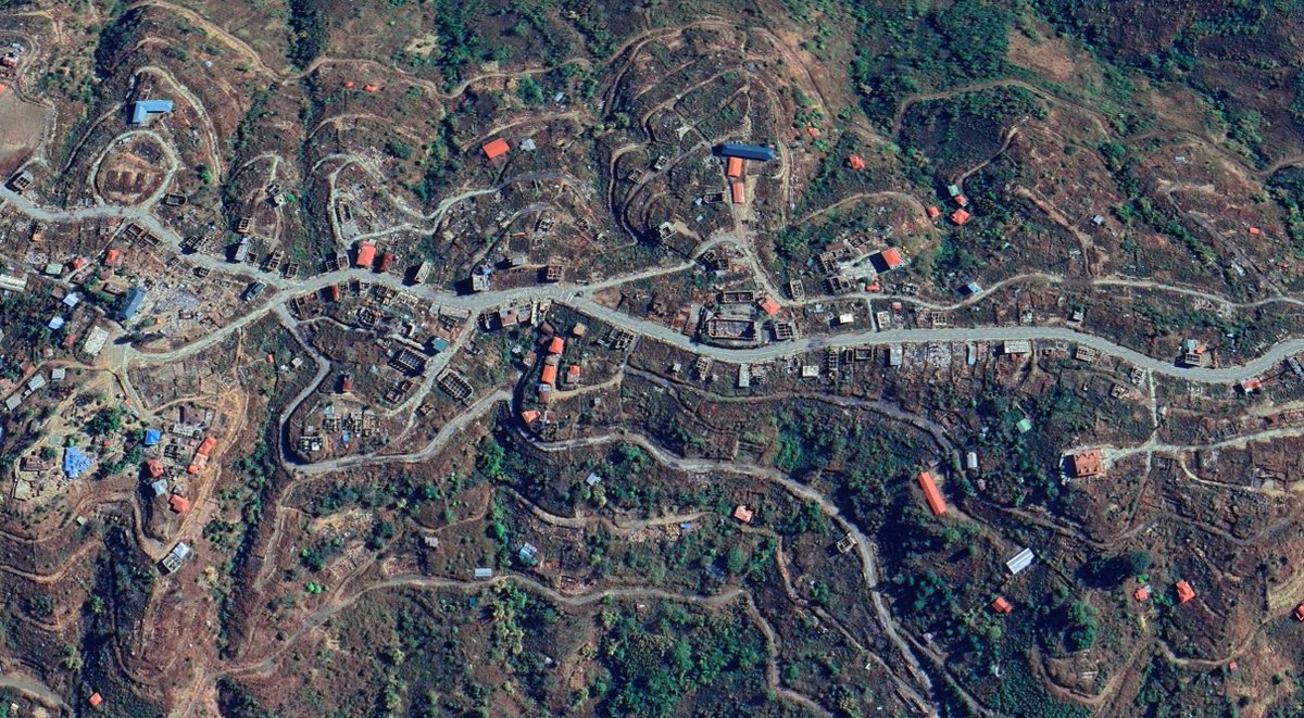 Thantlang 2023

Thantlang, in Chin state, Myanmar, has been repeatedly shelled and deliberately burnt by the country’s own military since the coup in 2021.

#Myanmar

THREAD 1/3 👇