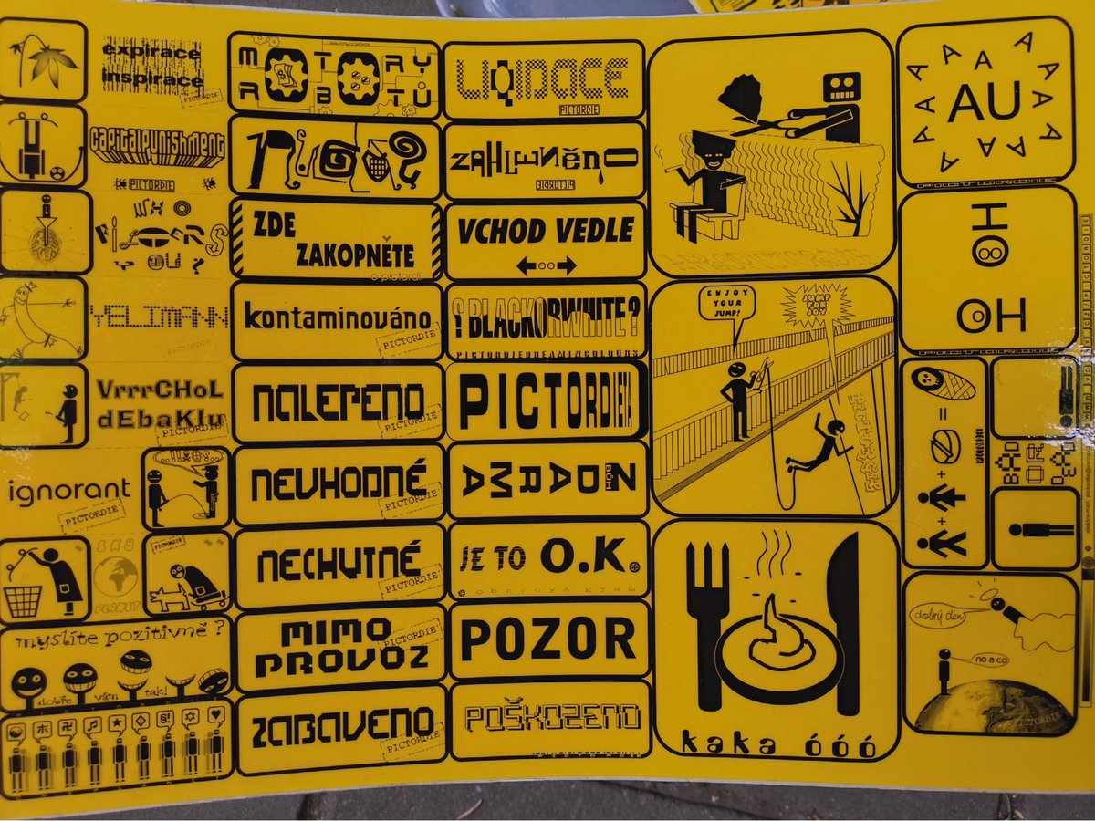 Jadromir's tweet photo. heleme, na co jsem narazil při úklidu, jestli ona už to dneska není sběratelská rarita... nebo pořád vznikají? mám jich tu vlastně docela dost #pictordie #lePIČ https://t.co/WCswS2ynJD