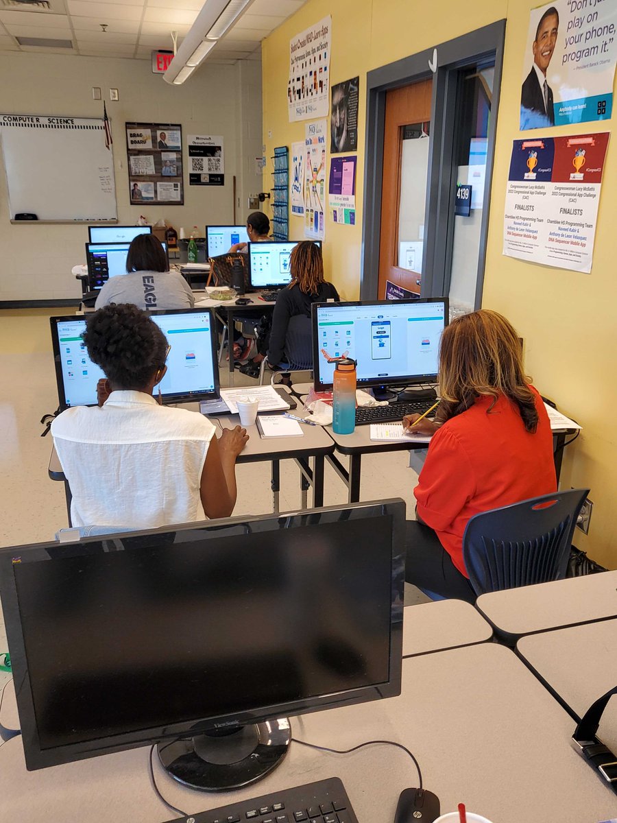 MADLearn's tweet photo. THANK YOU @DeKalbSchools for having us! Yesterday's @MADLearn PD Day with your amazing group of #educators from across the district was awesome!
#ProfessionalDevelopment #TEACHers #appdevelopment #STEM #appsthatmatter https://t.co/yaUPiLjld3