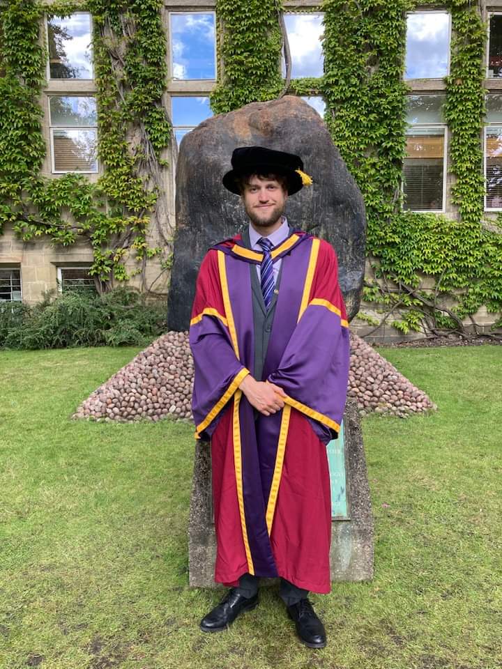 Graduation ceremony at <a href="/OfficialUoM/">The University of Manchester</a> on Wednesday. Got to wear the most silly hat! 😁 #Phdone