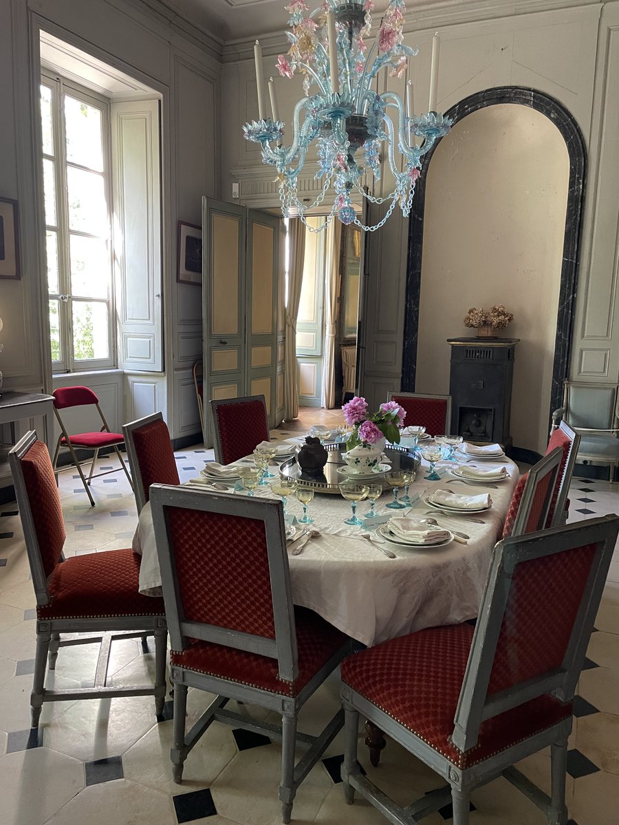 Musique Maestro 🎶
Une visite classique ? Très peu pour vous ! Découvrez la maison de George Sand à #Nohant en musique. 🎻
Rendez-vous aujourd’hui ou lundi :
maison-george-sand.fr/agenda/visite-…