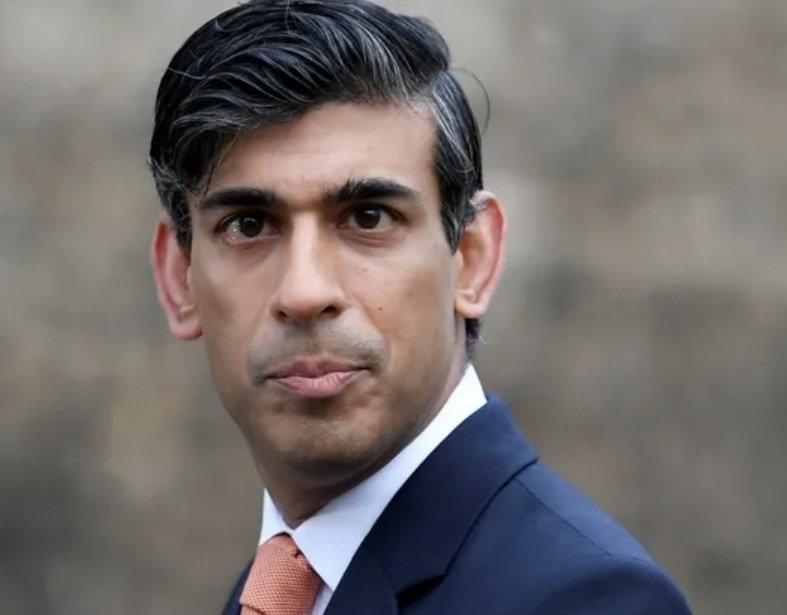 Many agree, most of what Mercer said on TV today was offensive or inaccurate. As Tories attack Starmer. REMINDER. You have this guy 👇 Un-elected, stuck on repeat, approval rating -40 &amp; charisma of a brick.
