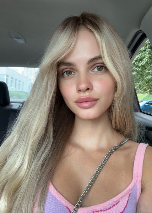 Hey Barbie 👋 https://t.co/Mnj18SQw49