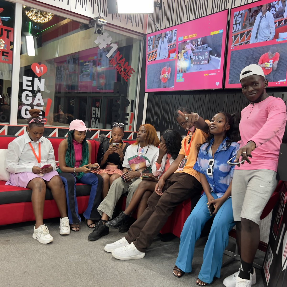 NRGRadioUganda's tweet photo. The #NRGTikTokersHangout had us chilling in the #hellobarbie colors last night 💕🌸
We had some of the top TikTokers hang out with us ✌️
Thanks for coming and turning the #NRGCircleUG into a Rave 🥳
#NRGRadioUG https://t.co/Cuu3MQqmX4