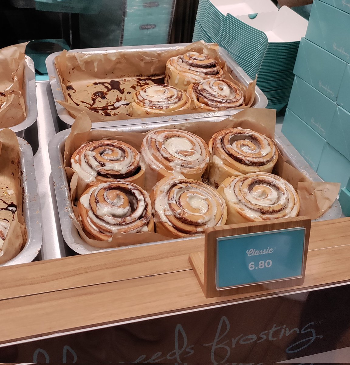 Manchmal gehe ich donuts mit cinnabon fremd