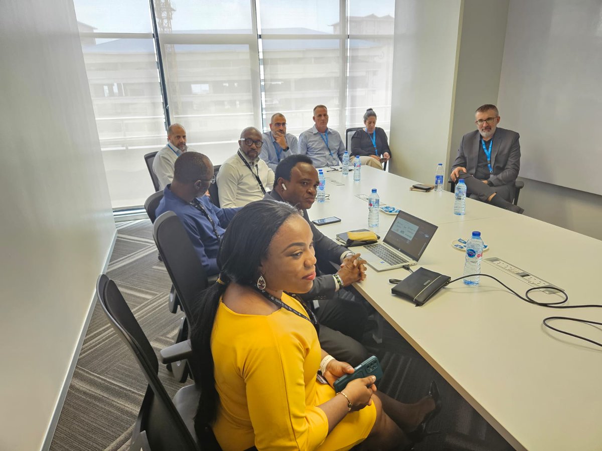 LiquidInTechNG's tweet image. We had the opportunity to meet with the Leadership executives of YNV Group as we share business ideas to promote digital transformation in Nigeria

#WeAreLiquid #LiquidIntelligentTechnologies #LiquidNigeria #LiquidCloud #CassavaTechnologies