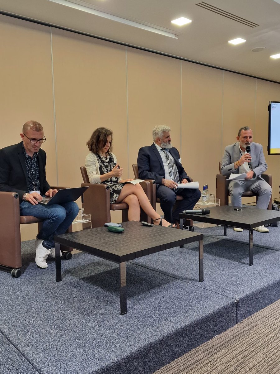 Campus France tweet media