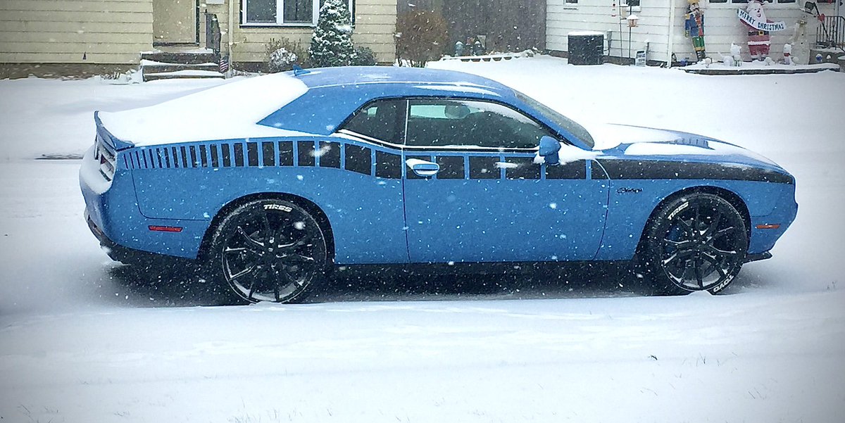 MarkGlowinski's tweet photo. @willisbitchin Nature designed this, it would be a great build for you guys to do a fastback Challenger someday, this was during a snow storm from a few years ago on my B5 blue @bitchinkevdogg https://t.co/ZdaIXYwK97